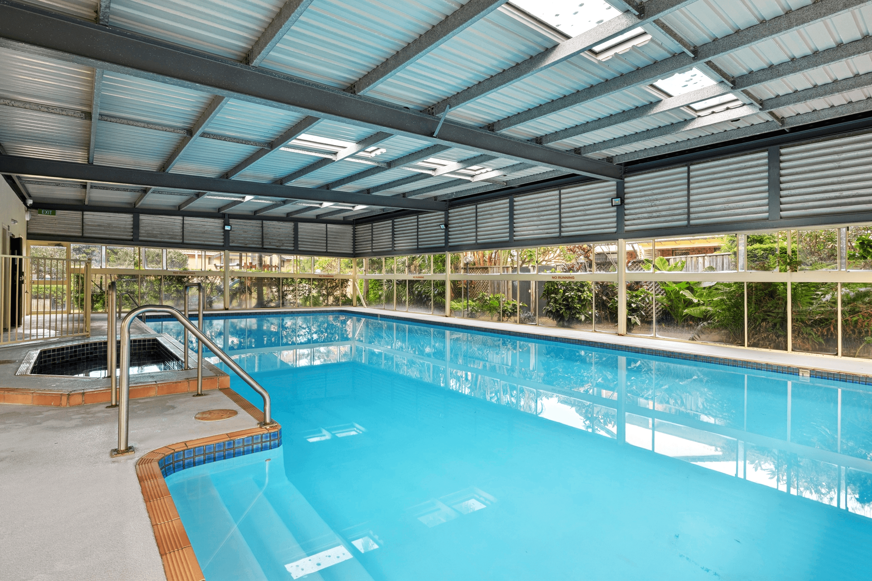 8/2 Forest Road, WARRIEWOOD, NSW 2102