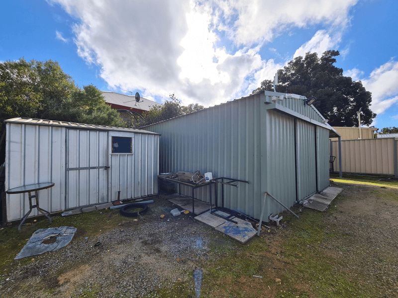 10 Mitchell Avenue, NORTHAM, WA 6401