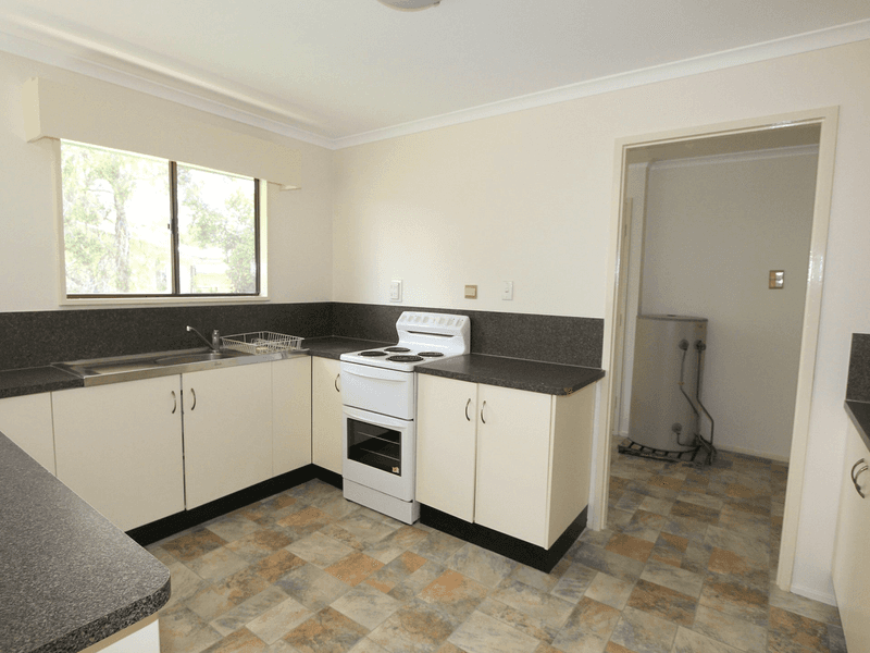 5 Mellish Crescent, EMERALD, QLD 4720