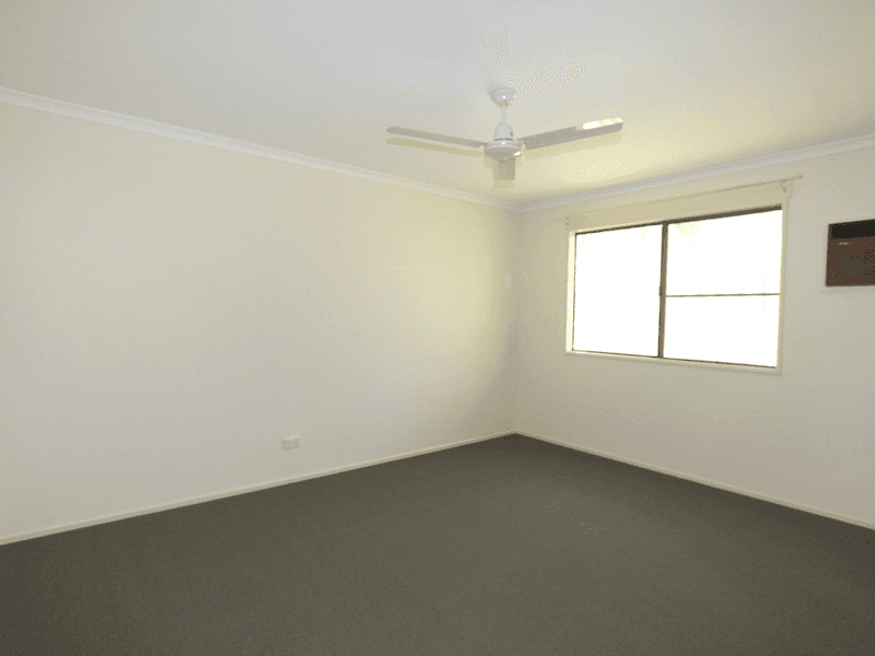 5 Mellish Crescent, EMERALD, QLD 4720