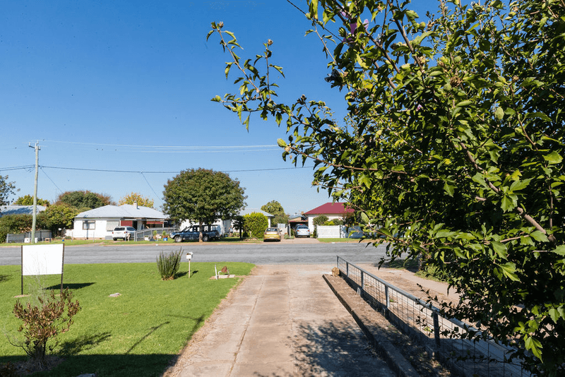 199 Thompson Street, Cootamundra, NSW 2590