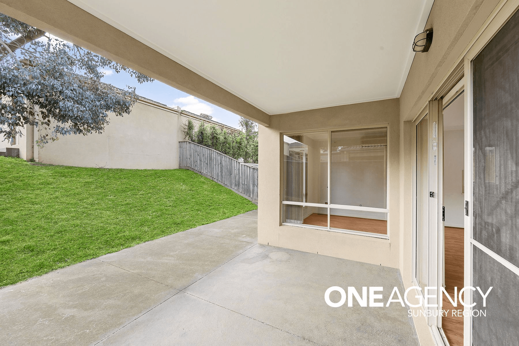 20 Saxonwood Drive, SUNBURY, VIC 3429