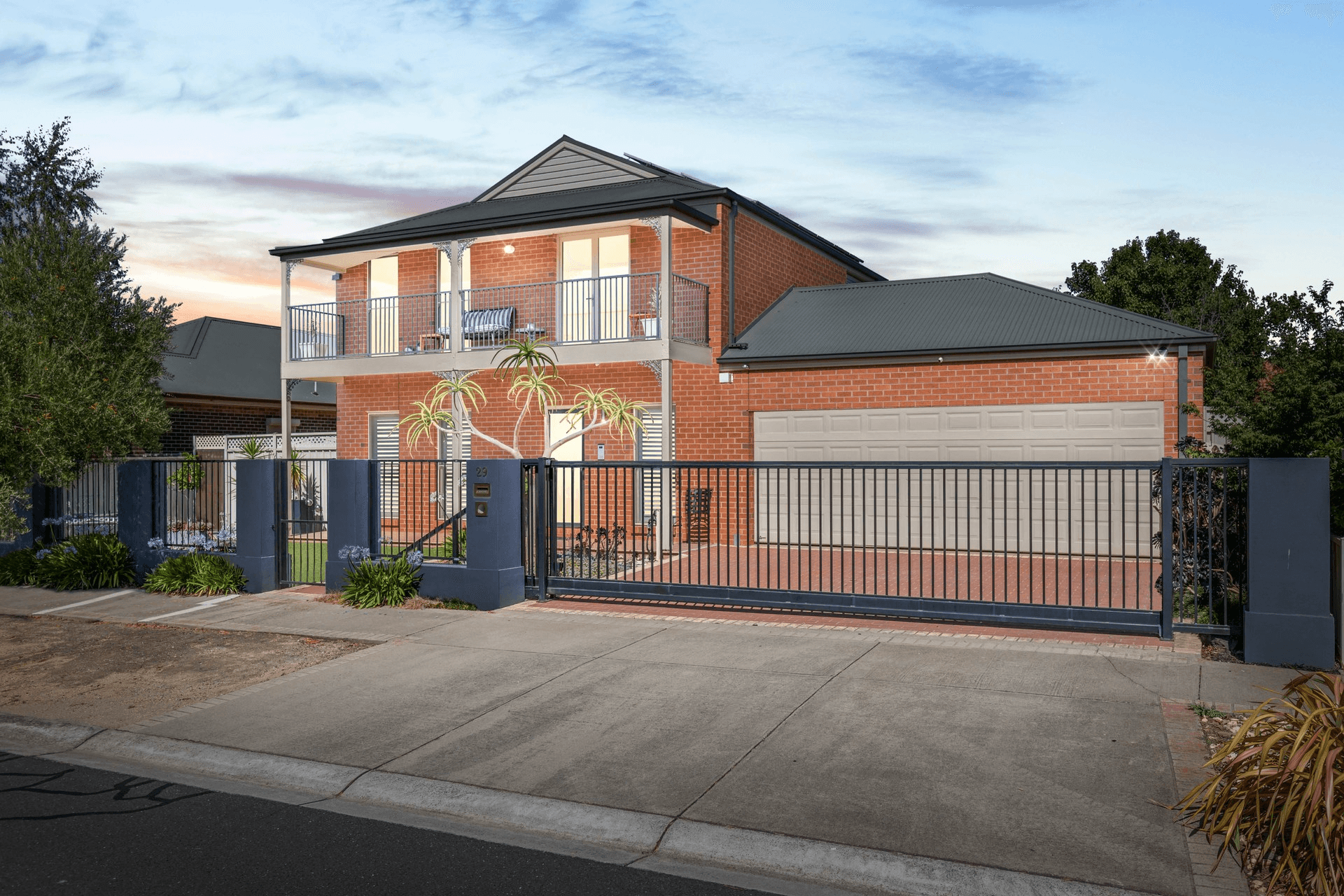 29 St Georges Avenue, Caroline Springs, VIC 3023