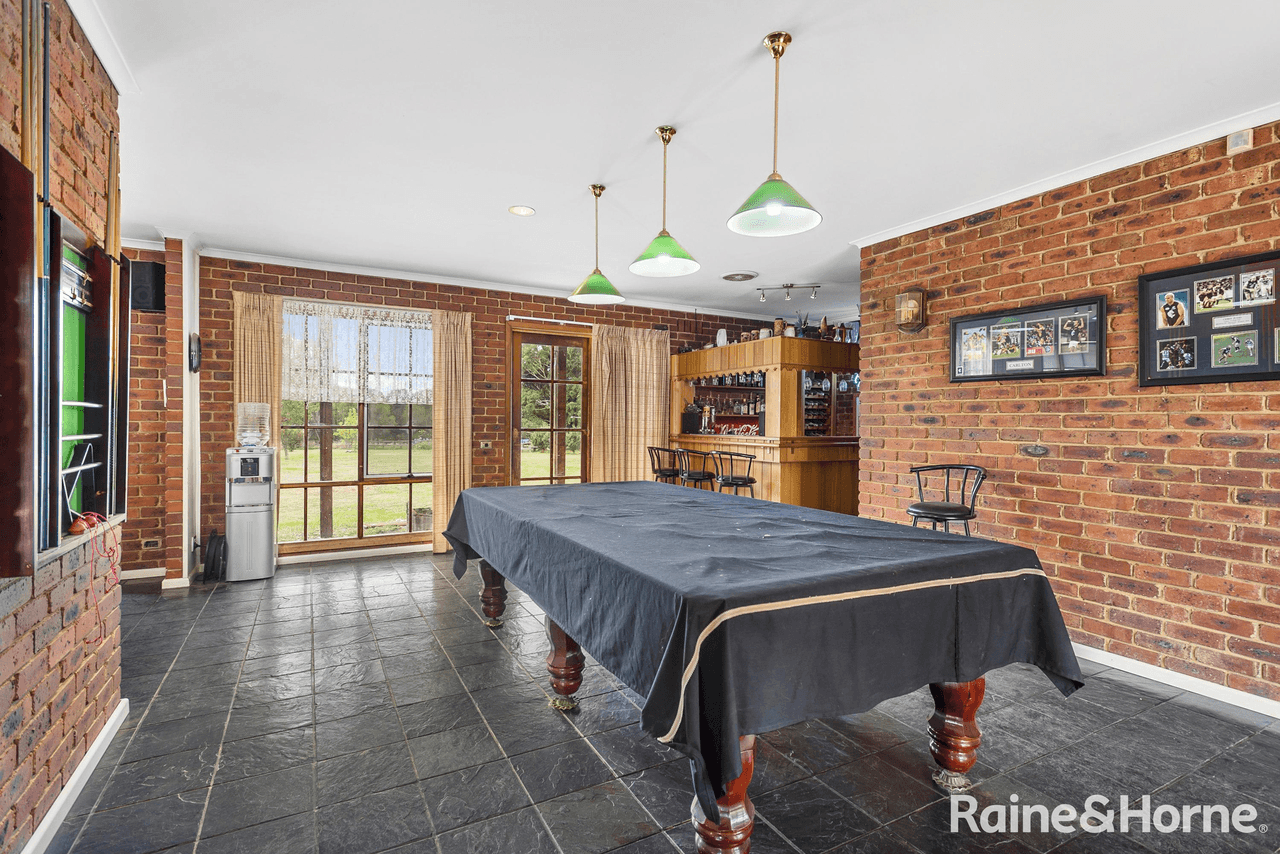 16 Short Road, GISBORNE, VIC 3437