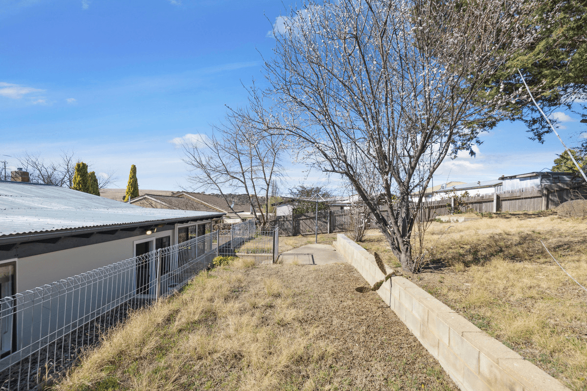 54 Cromwell Street, Cooma, NSW 2630