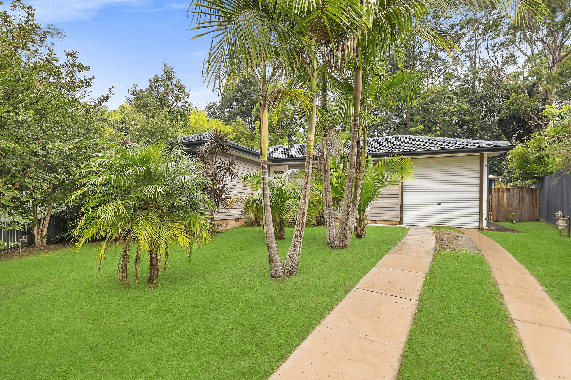 5 Daphne Close, Wyoming, NSW 2250