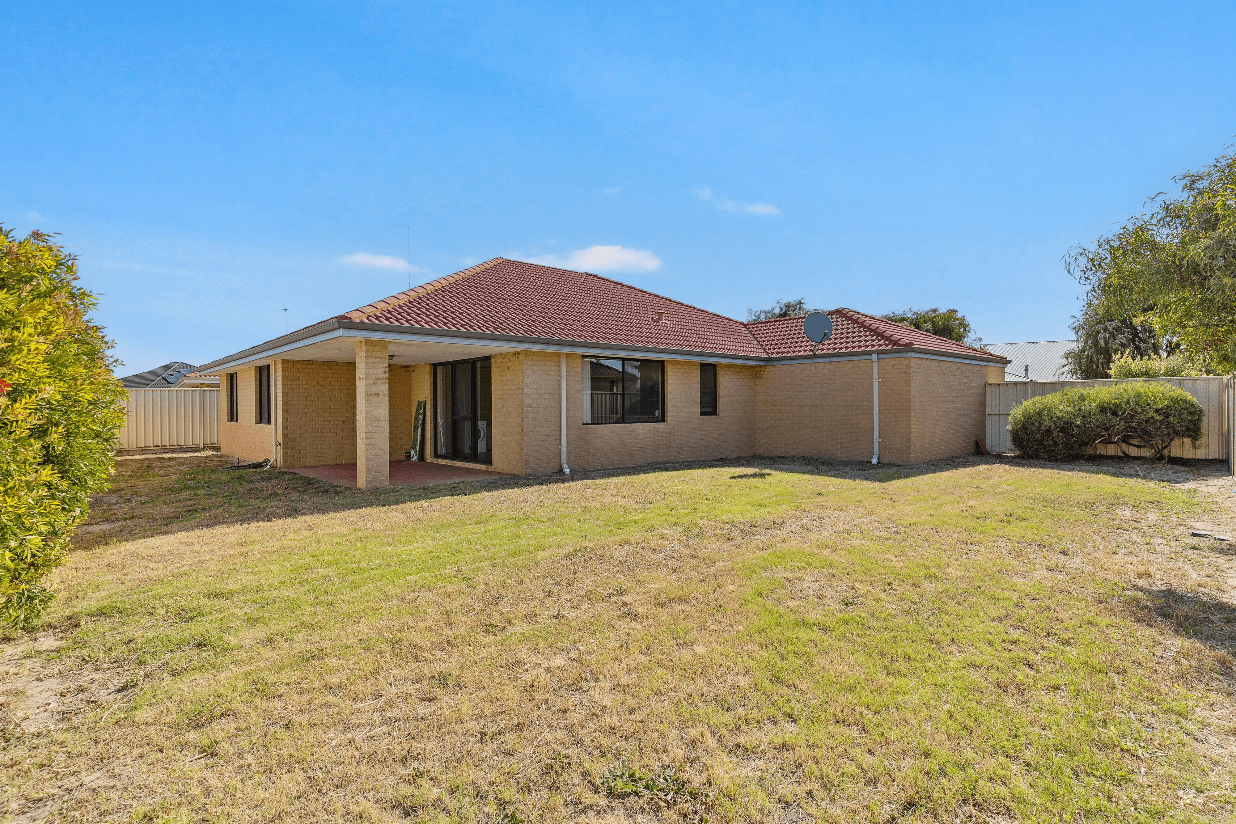 7 Knutsford Crescent, PORT KENNEDY, WA 6172