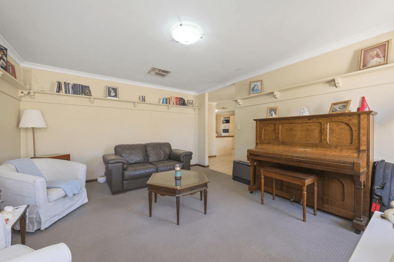 2/17 Dawson Road, BRENTWOOD, WA 6153