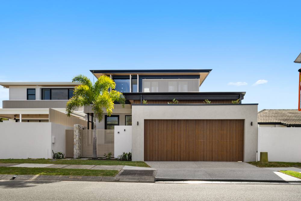 45 Razorbill Street, BURLEIGH WATERS, QLD 4220