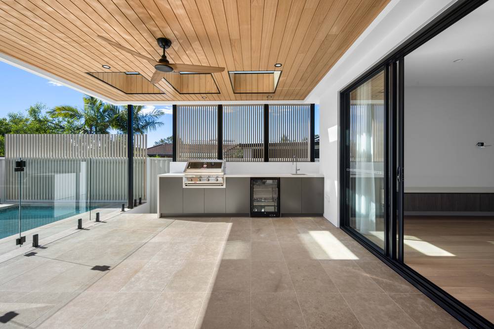 45 Razorbill Street, BURLEIGH WATERS, QLD 4220