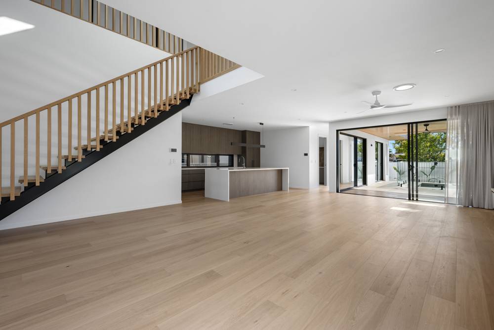 45 Razorbill Street, BURLEIGH WATERS, QLD 4220