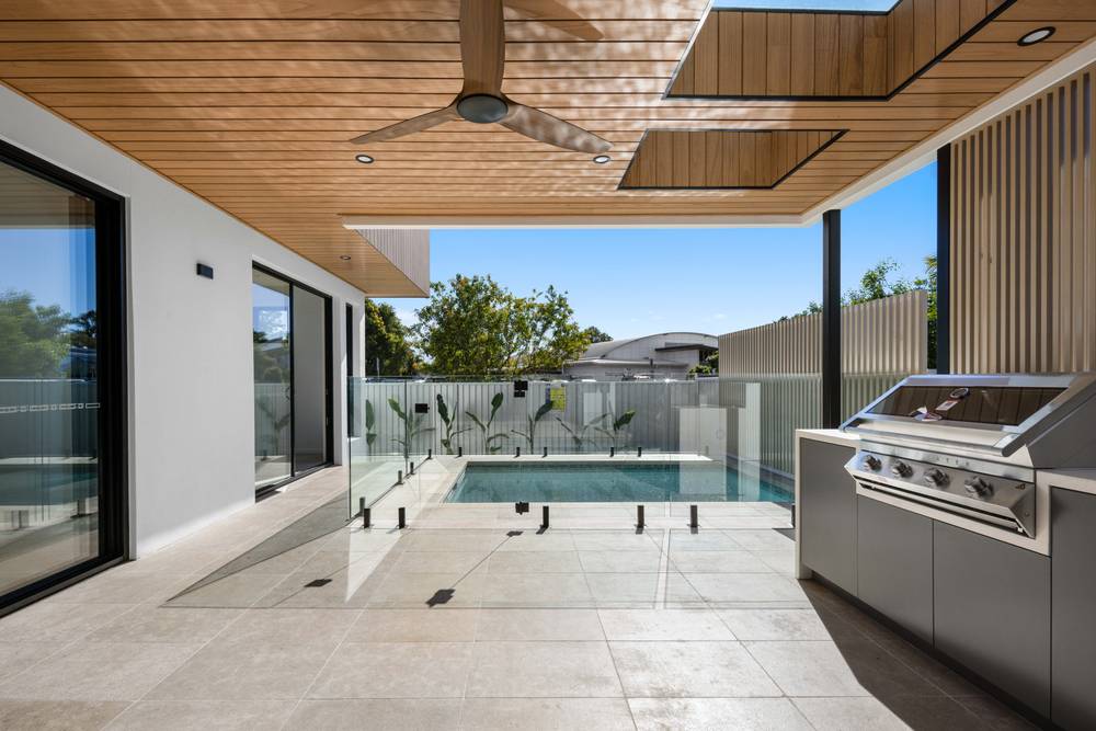 45 Razorbill Street, BURLEIGH WATERS, QLD 4220