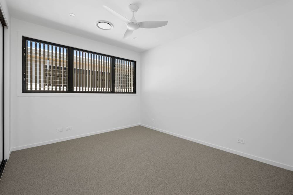 45 Razorbill Street, BURLEIGH WATERS, QLD 4220