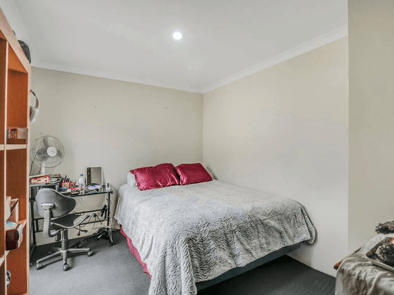 1/402 Flinders Street, NOLLAMARA, WA 6061