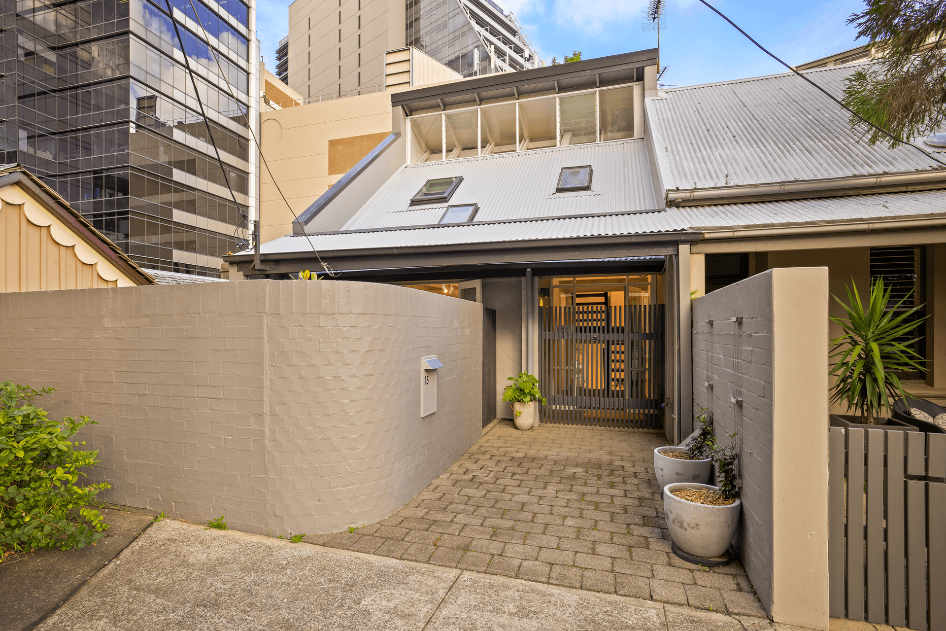 15 Oak Street, North Sydney, NSW 2060