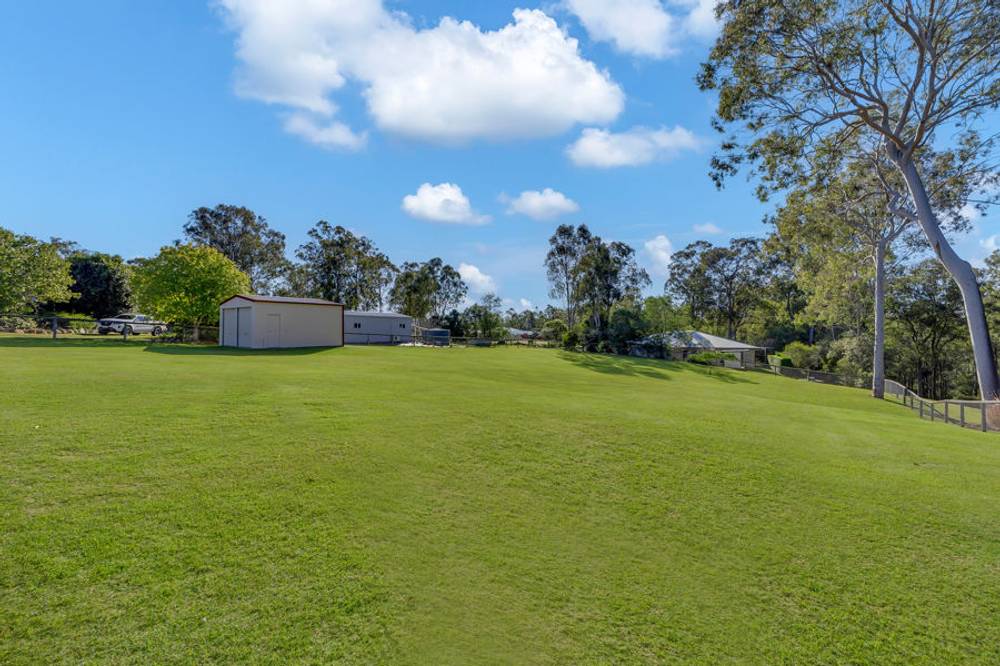 26 Newsky Court, DEEBING HEIGHTS, QLD 4306