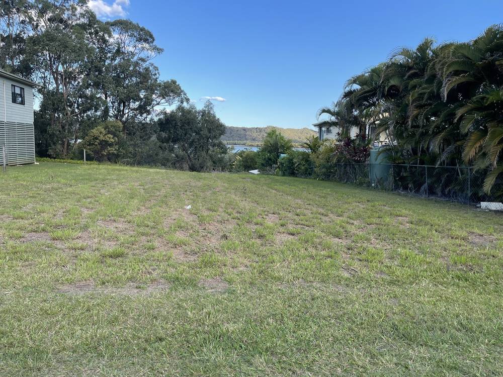66 Canaipa Point Dr, Russell Island, QLD 4184
