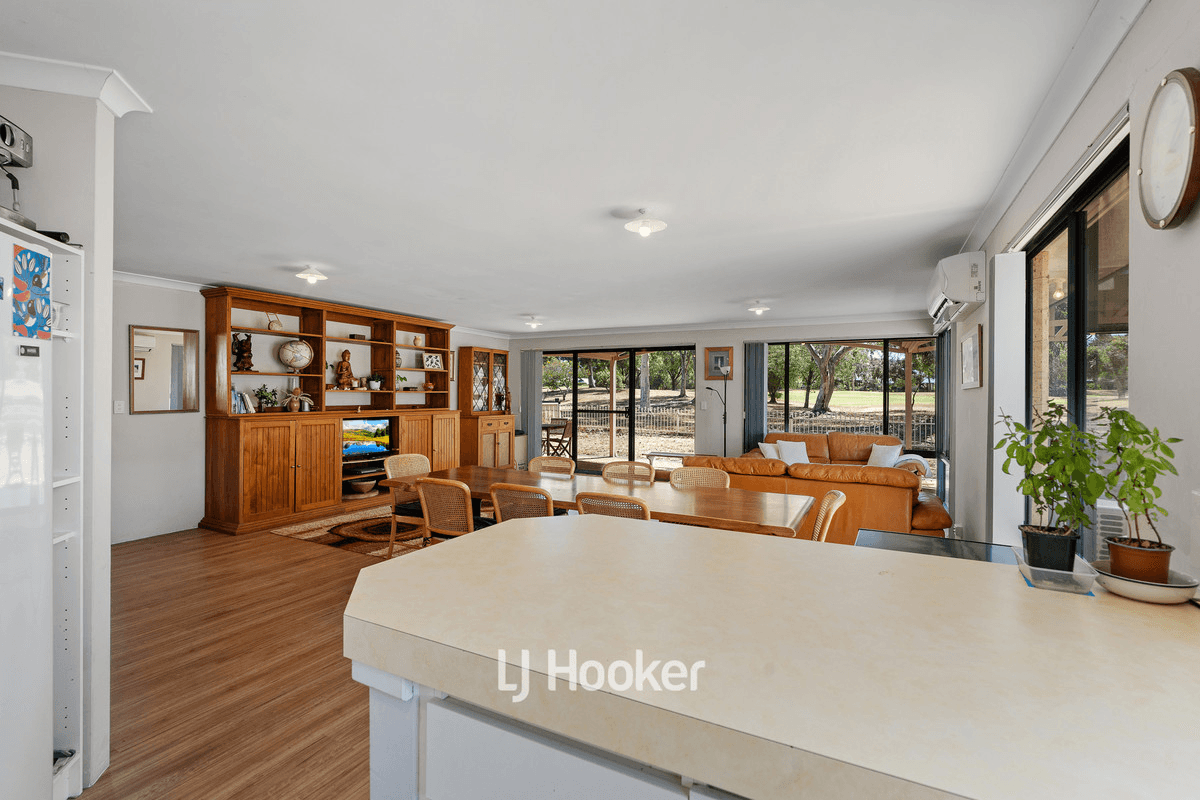 57 Amberley Loop, DUNSBOROUGH, WA 6281