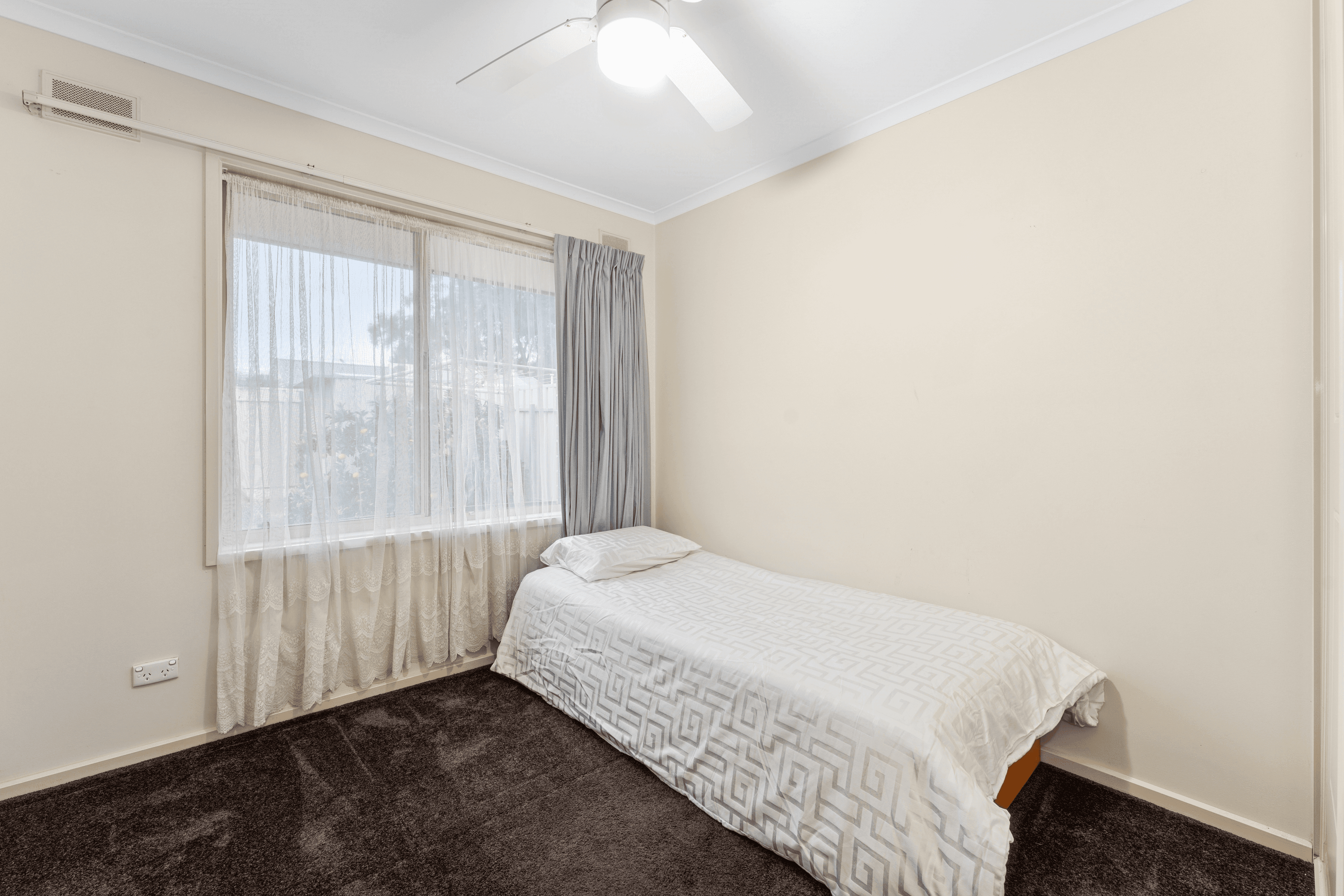 5 Burns Avenue, Pooraka, SA 5095