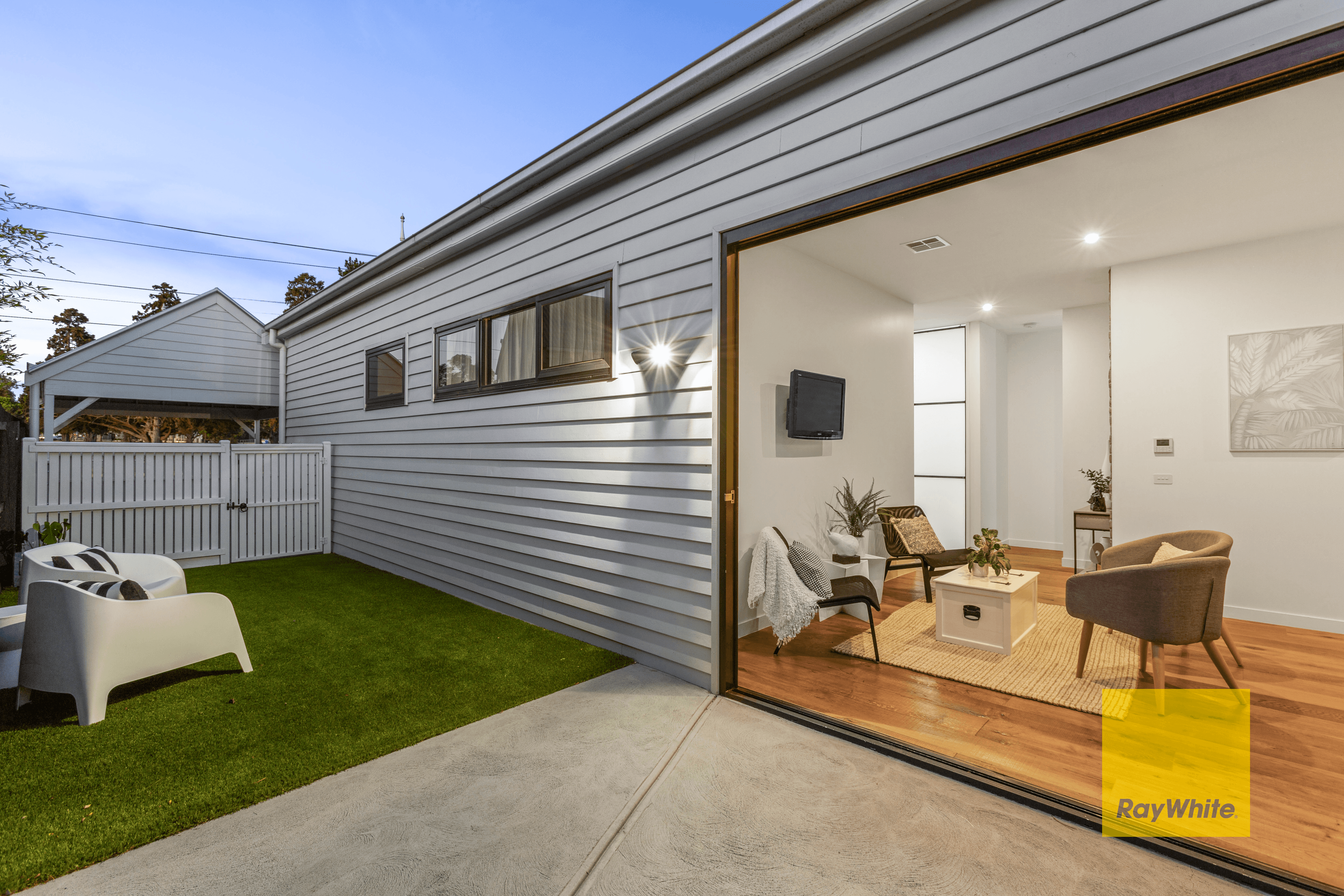 12 Park Crescent, SOUTH GEELONG, VIC 3220