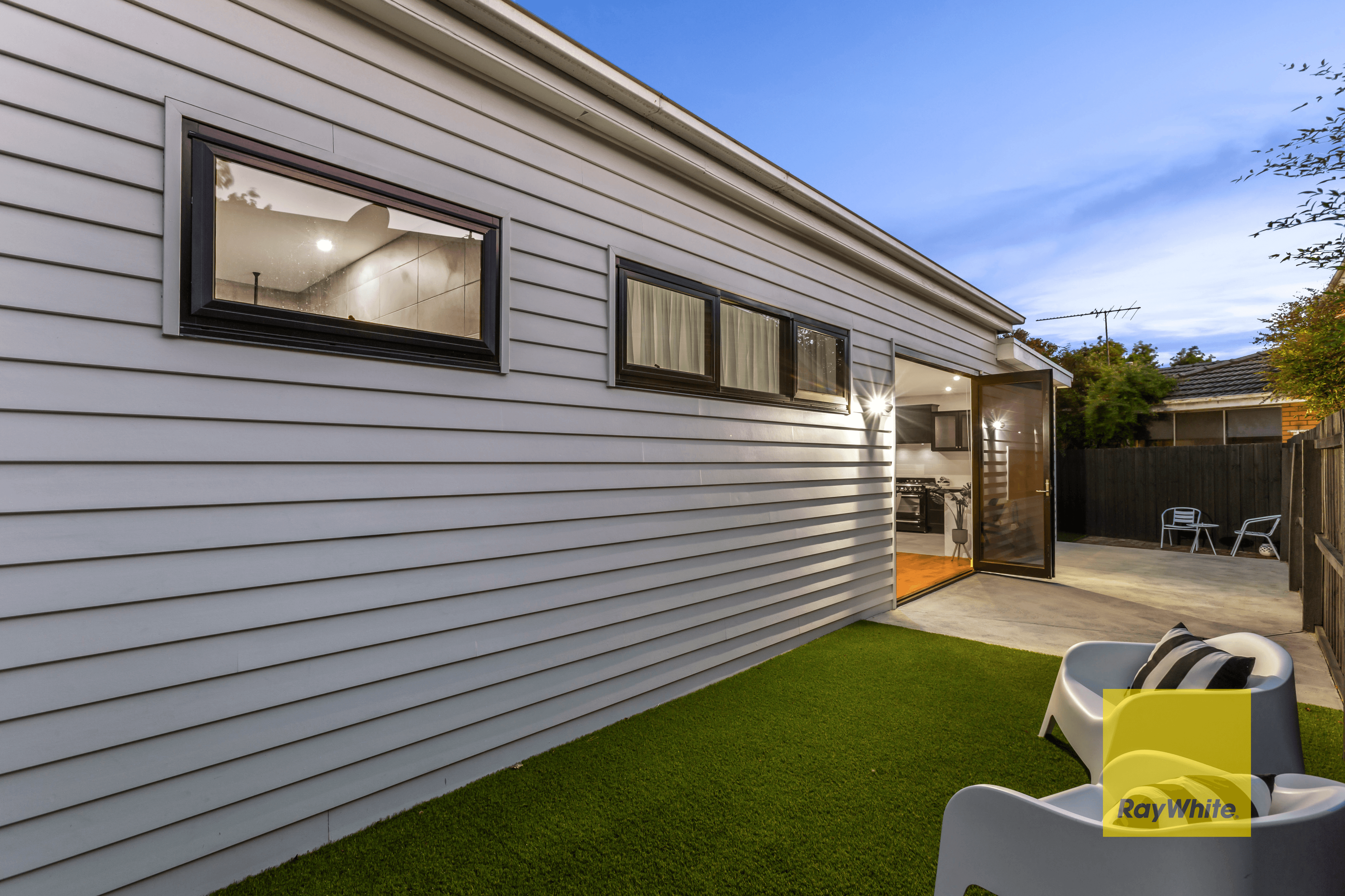 12 Park Crescent, SOUTH GEELONG, VIC 3220