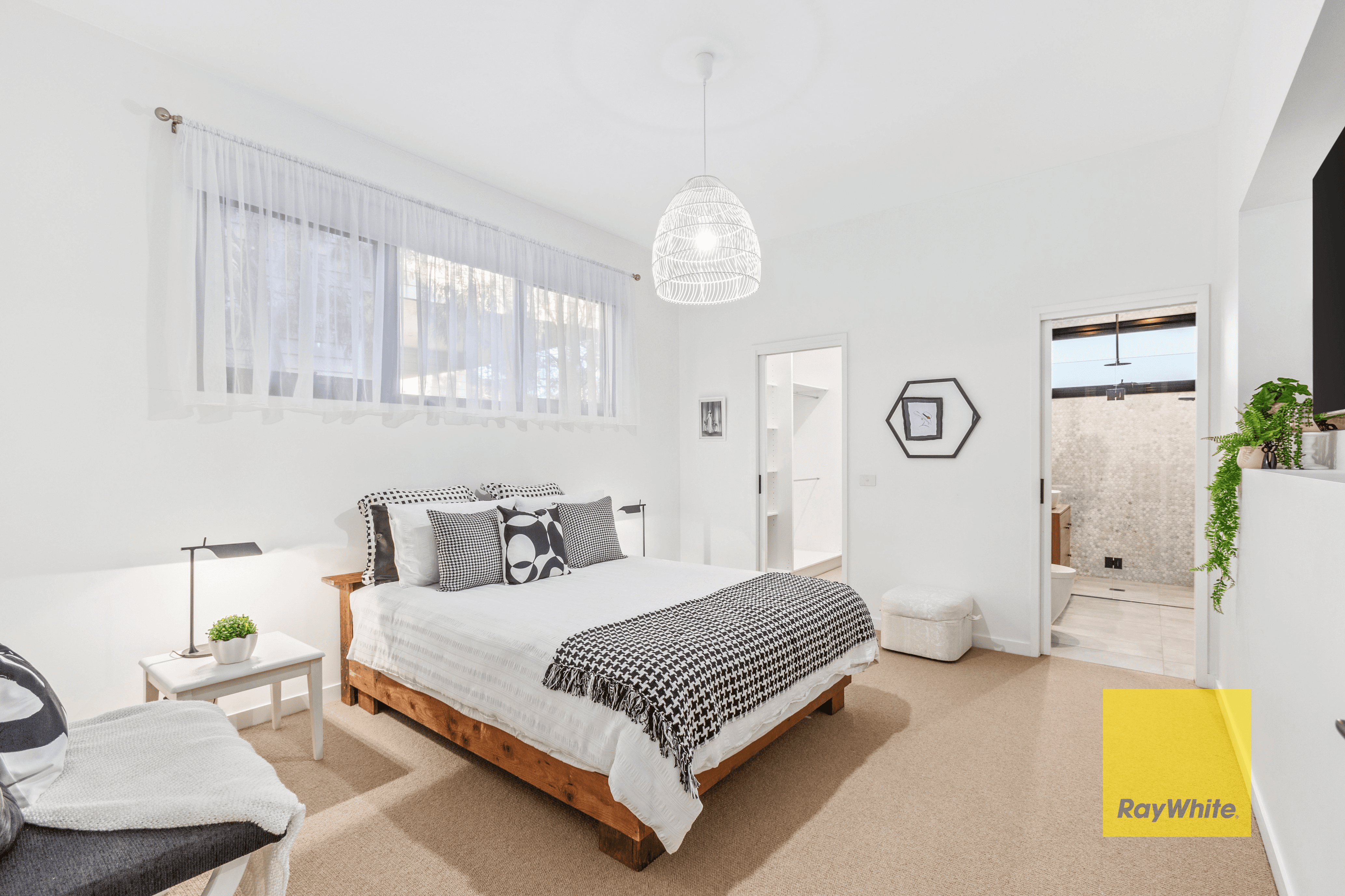 12 Park Crescent, SOUTH GEELONG, VIC 3220