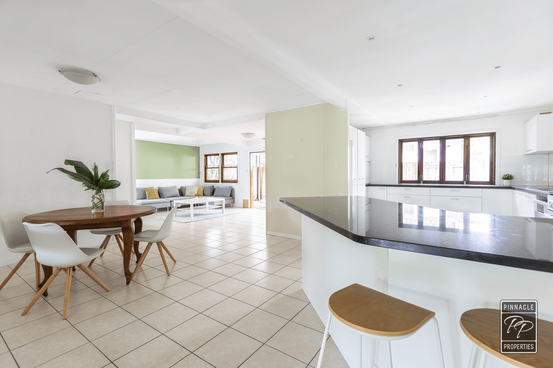101 Kilkivan Avenue, Kenmore, QLD 4069