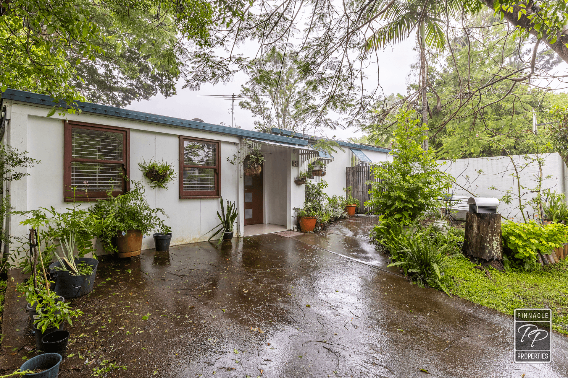 101 Kilkivan Avenue, Kenmore, QLD 4069