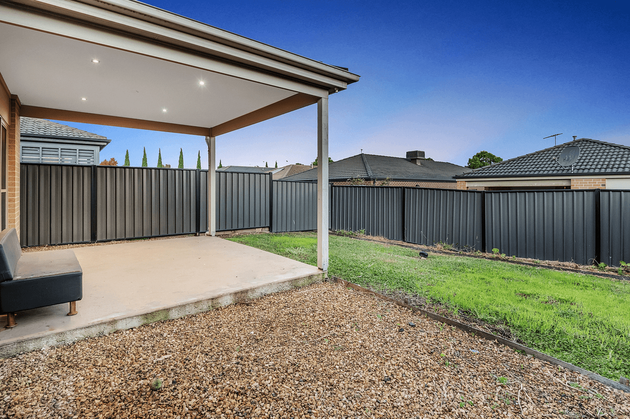 37 Kensley Circuit, Craigieburn, VIC 3064