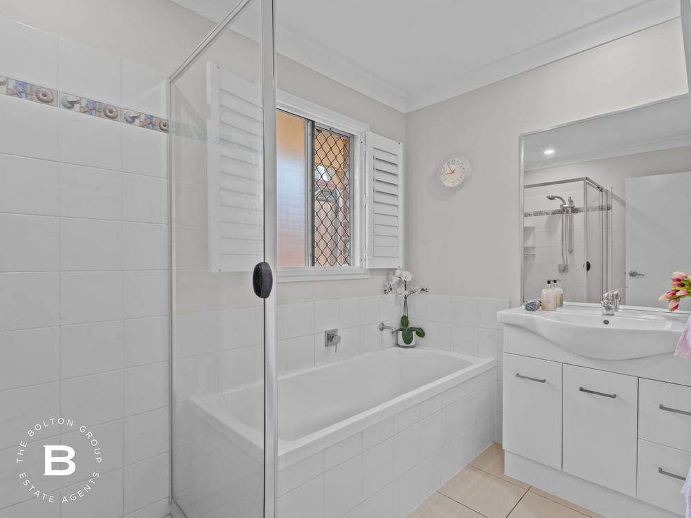 63 Carralluma Crescent, FERNVALE, QLD 4306