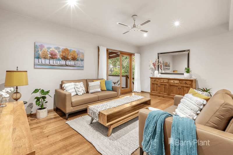 15 Dawe Road, MITCHAM, VIC 3132