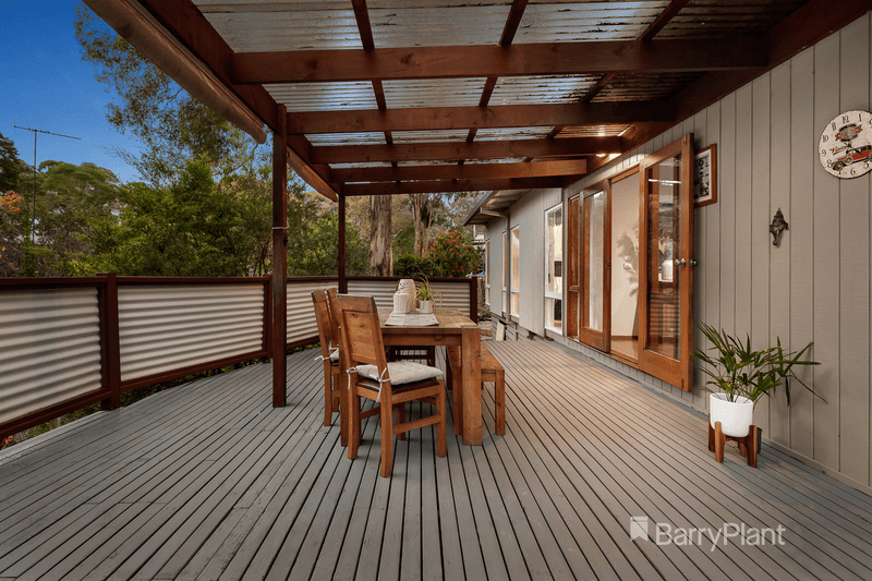 15 Dawe Road, MITCHAM, VIC 3132