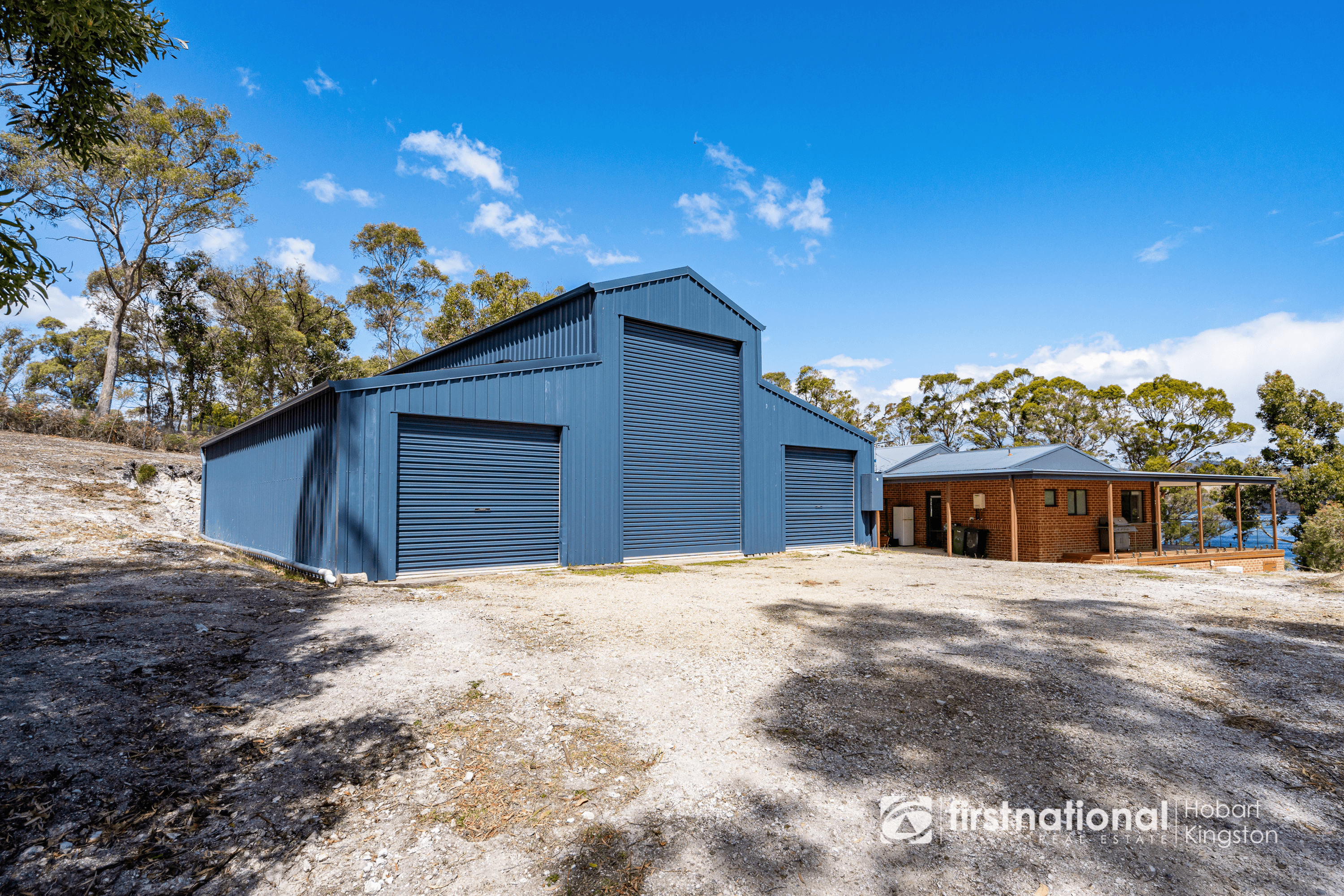 100 Wisbys Road, NORTH BRUNY, TAS 7150