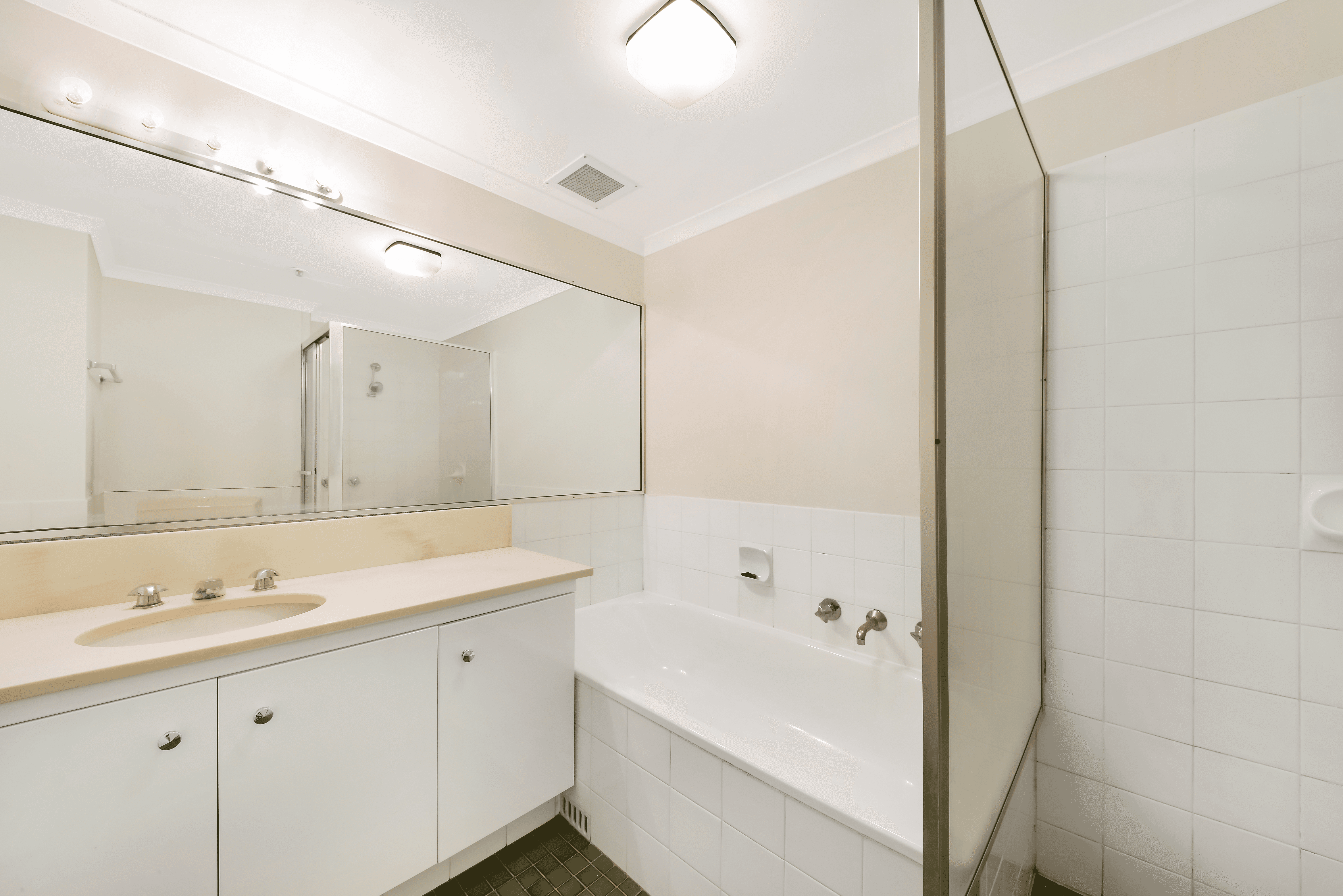 43/171 Walker Street, North Sydney, NSW 2060