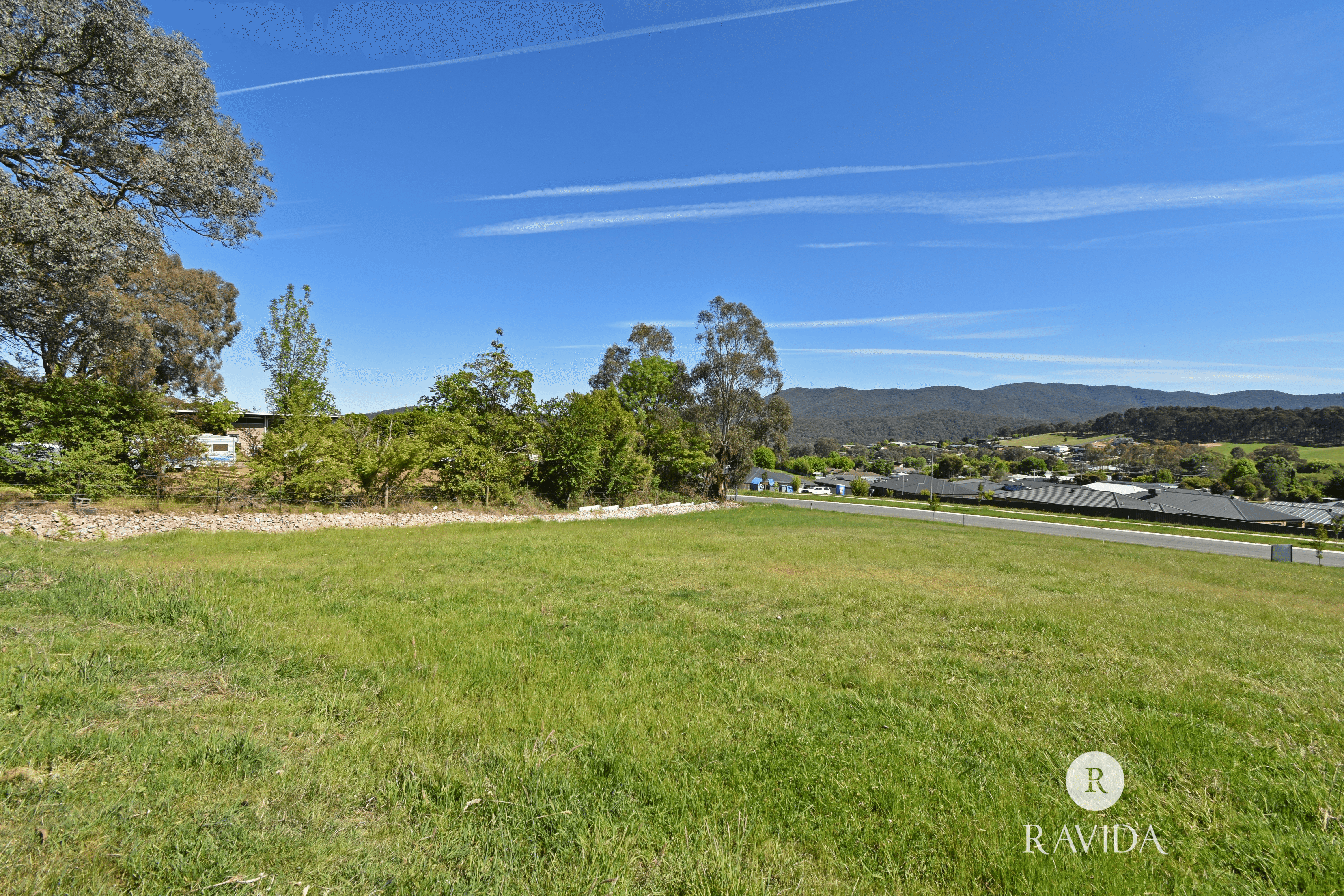 16 WASHINGTON PARADE, MYRTLEFORD, VIC 3737