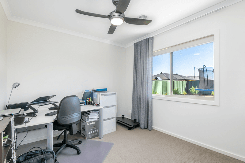 4 Cockatoo Crescent, Kialla, VIC 3631