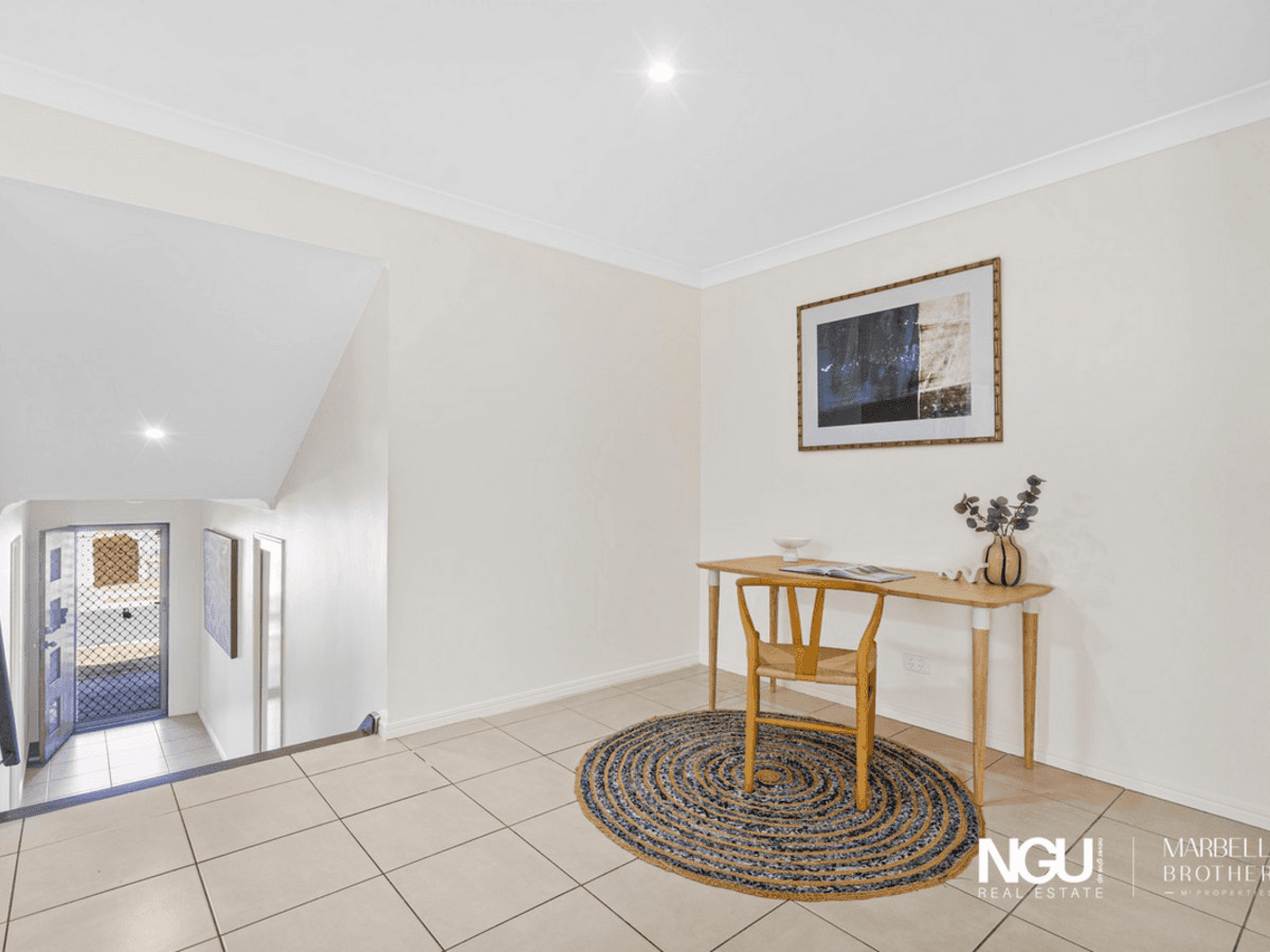 8 Borrowdale Court, Brassall, QLD 4305