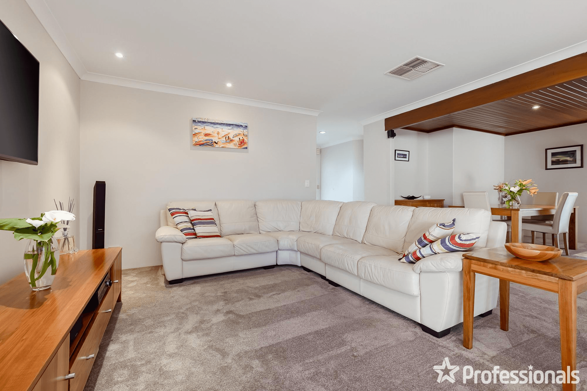 13 Barcombe Way, LEEMING, WA 6149