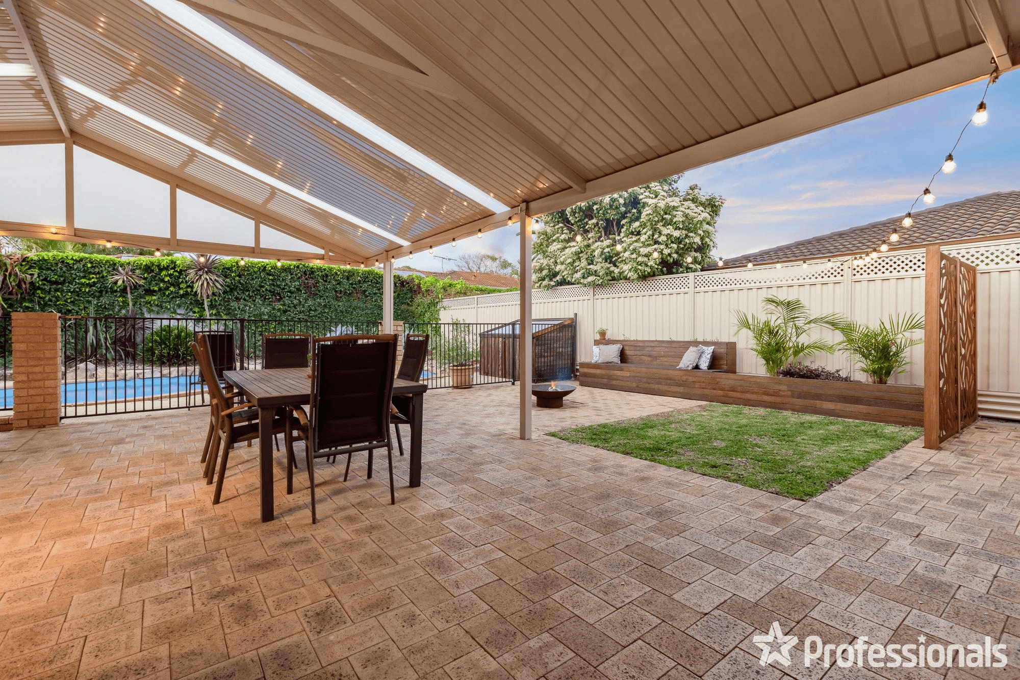 13 Barcombe Way, LEEMING, WA 6149