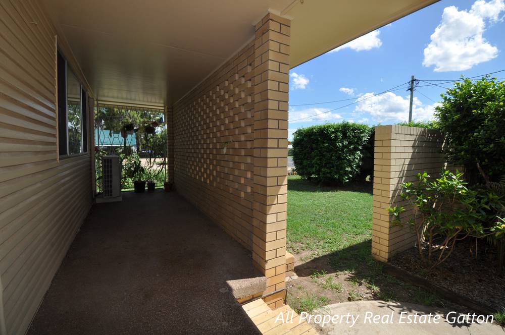 22 Victoria Street, FOREST HILL, QLD 4342