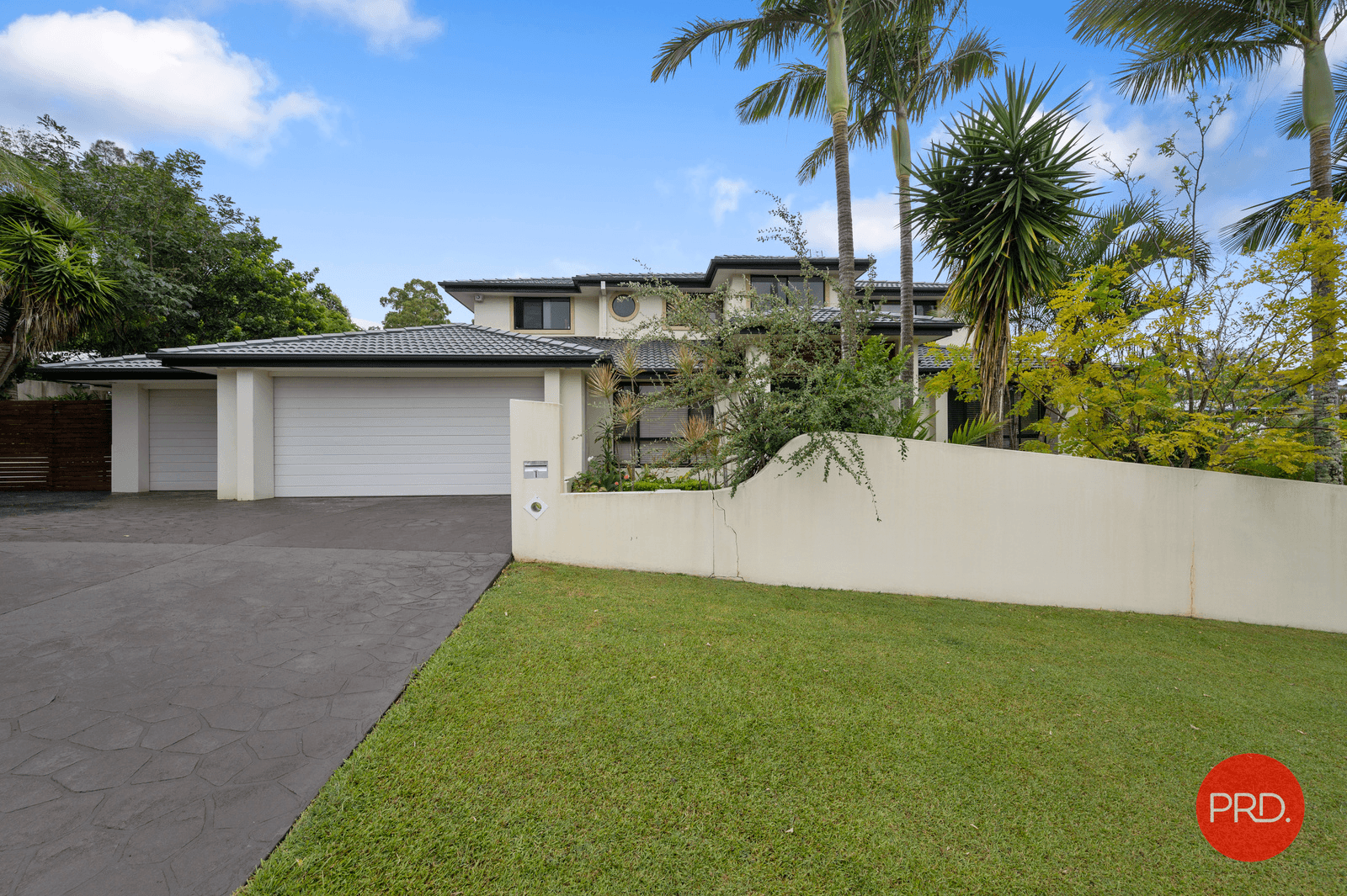 1 Fernleigh Avenue, KORORA, NSW 2450