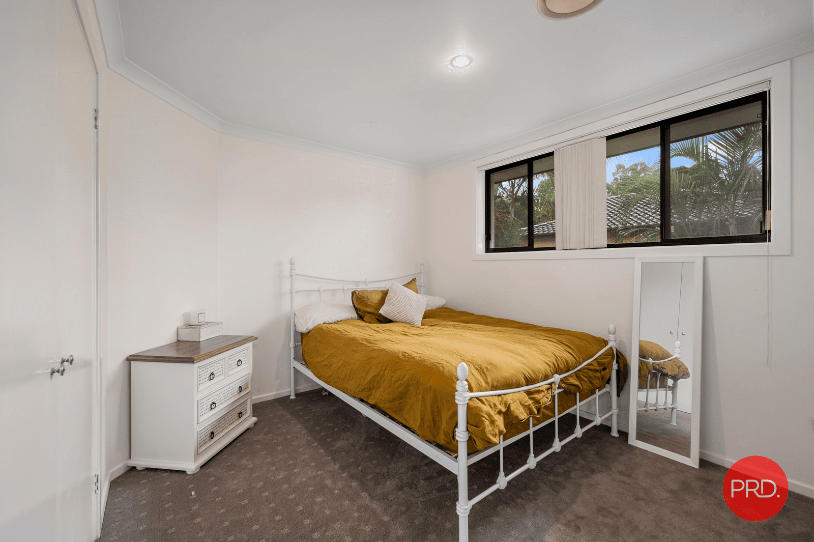 1 Fernleigh Avenue, KORORA, NSW 2450