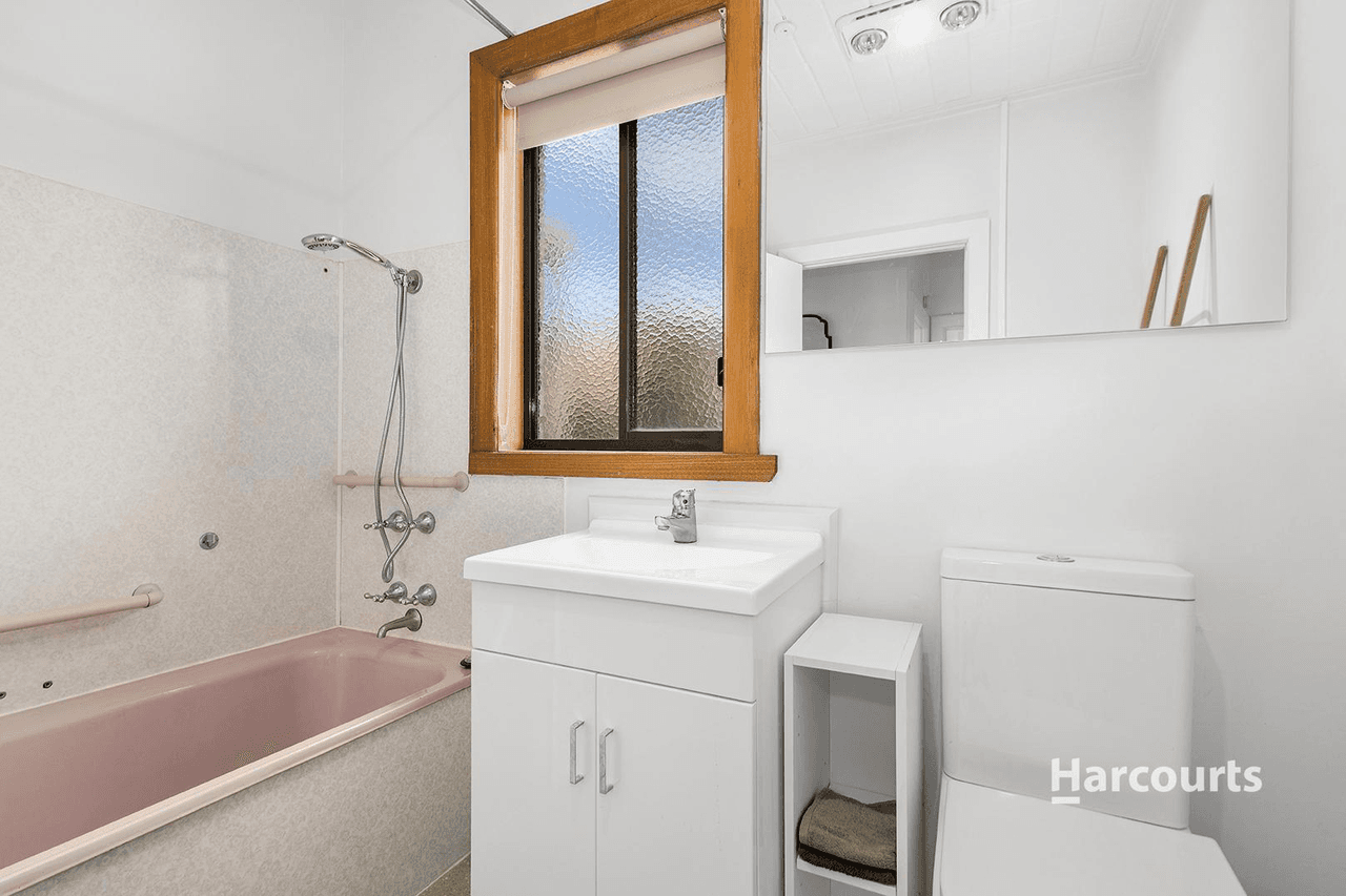 6 Hayes Street, HILLCREST, TAS 7320