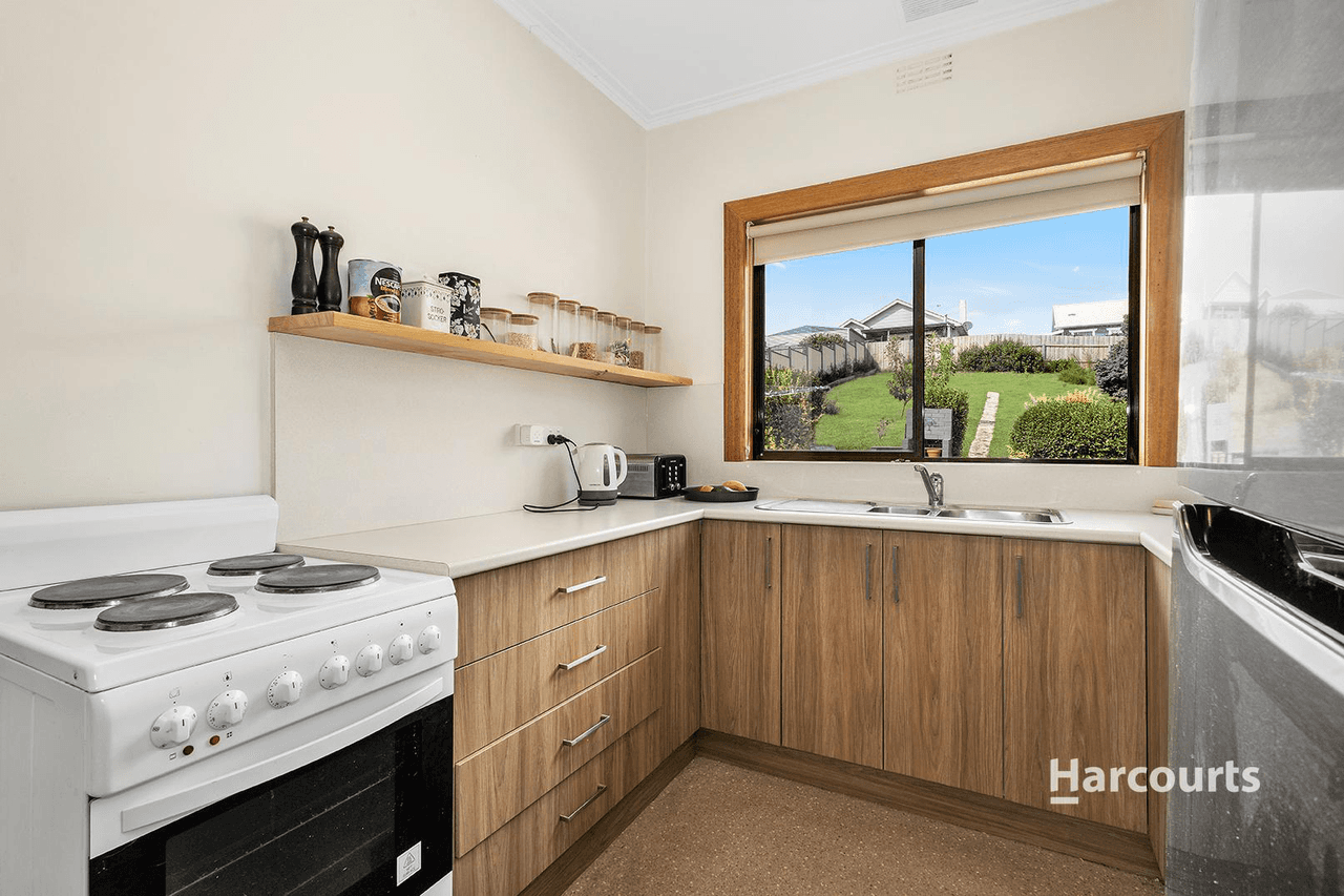 6 Hayes Street, HILLCREST, TAS 7320