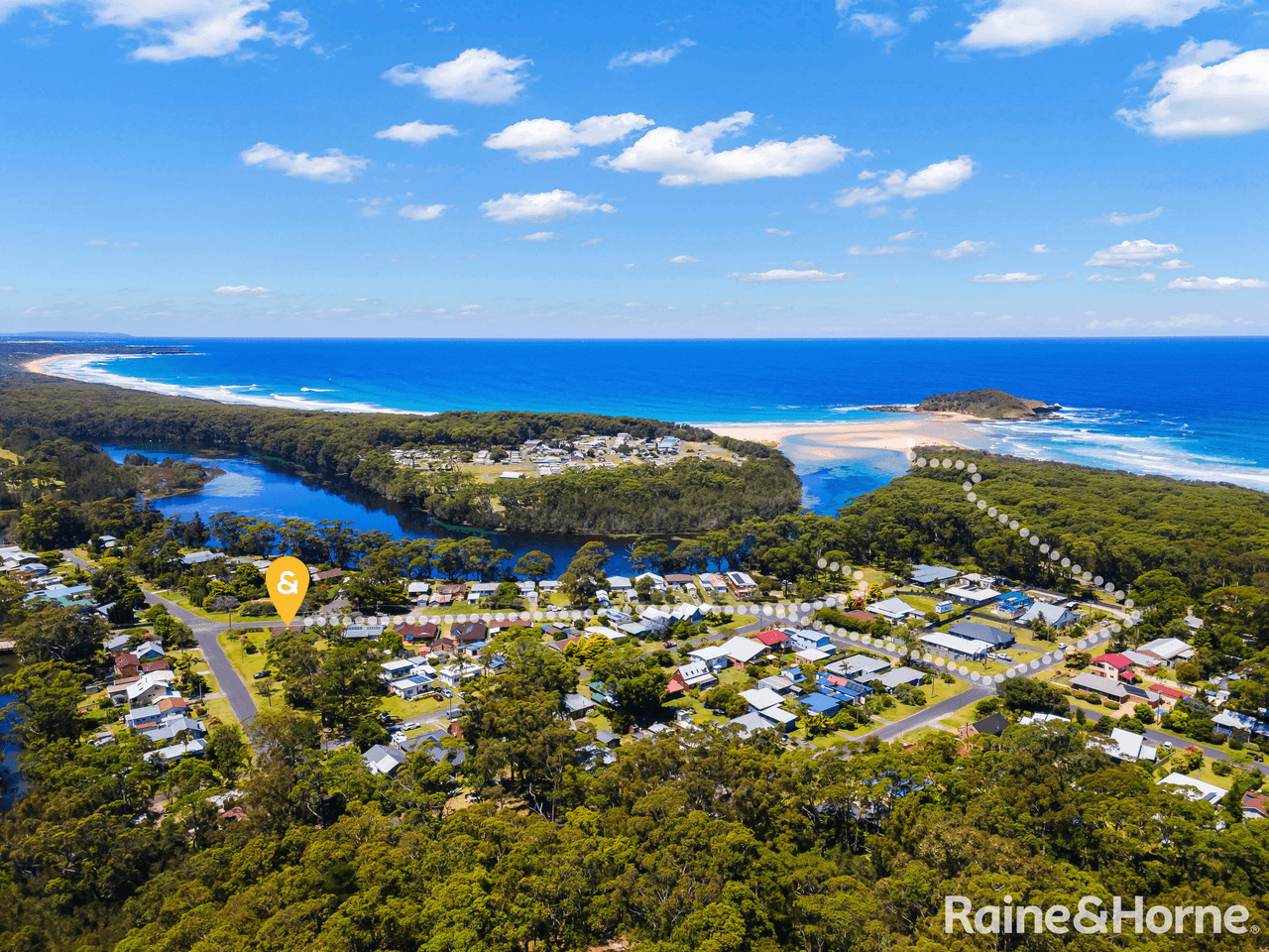 1 Centre Street, LAKE TABOURIE, NSW 2539