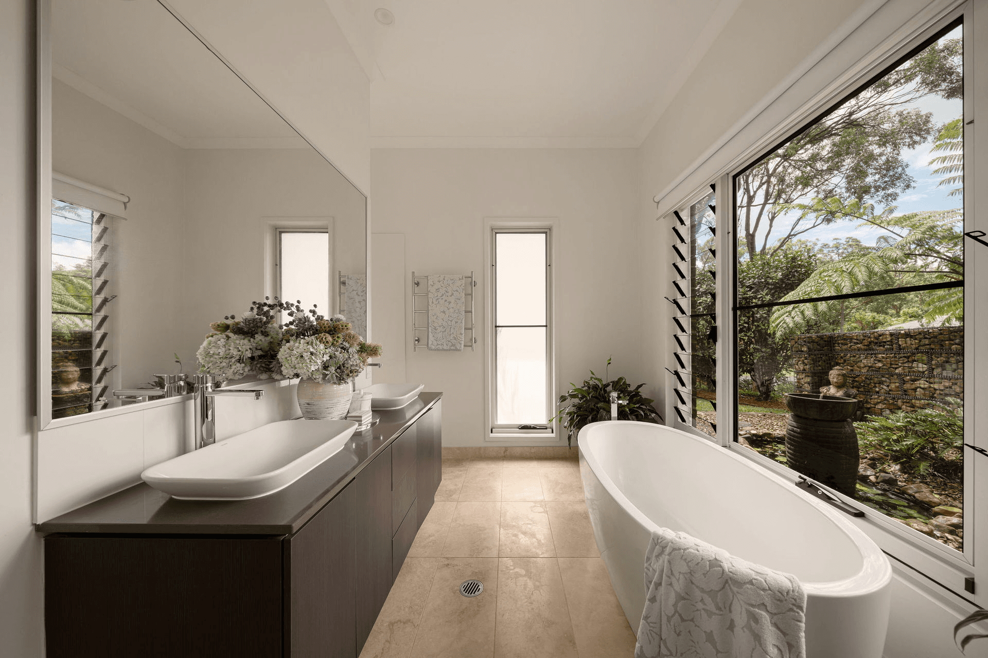 129 Charleton Street, Chandler, QLD 4155