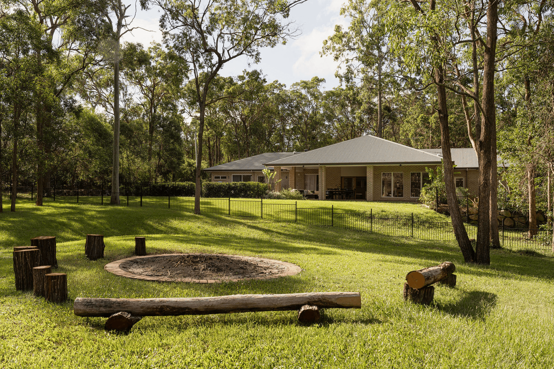 129 Charleton Street, Chandler, QLD 4155
