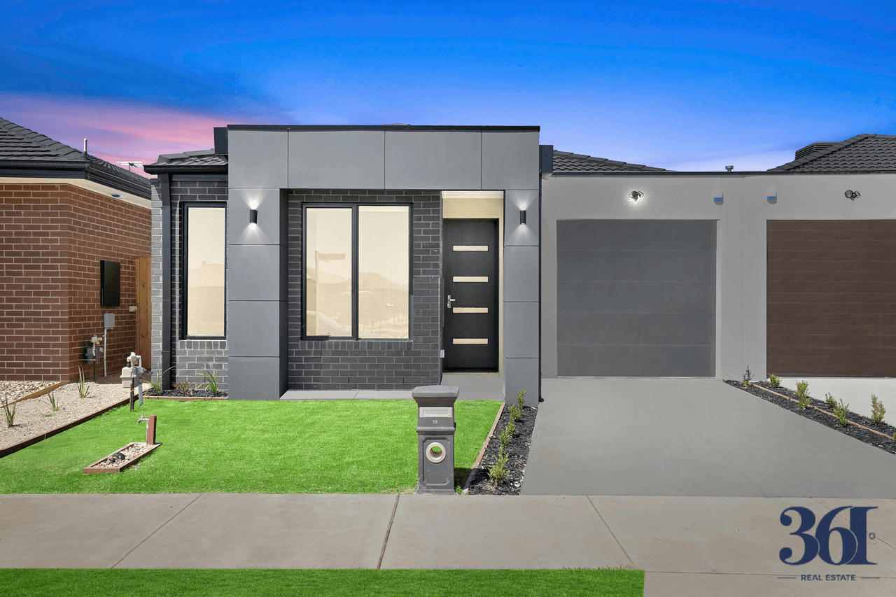 19 Ballad Street, Strathtulloh, VIC 3338