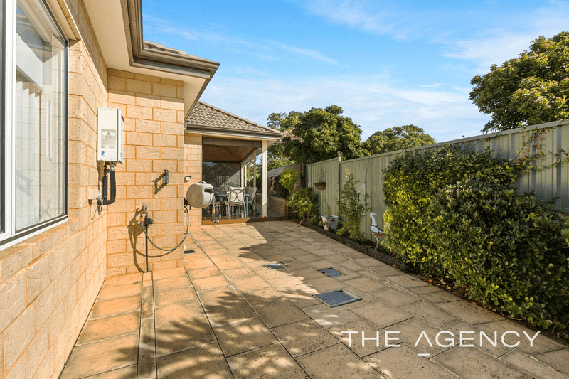 5a Ambridge Street, Hamersley, WA 6022