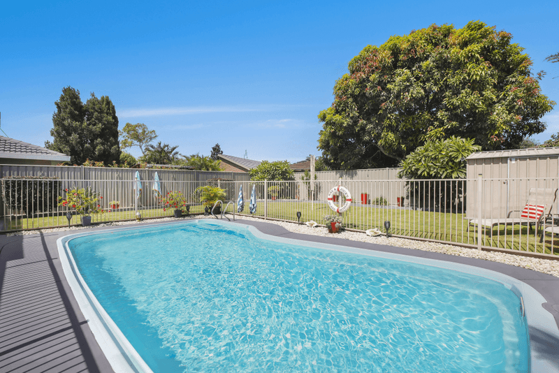 17 Marina View Pde, St Huberts Island, NSW 2257